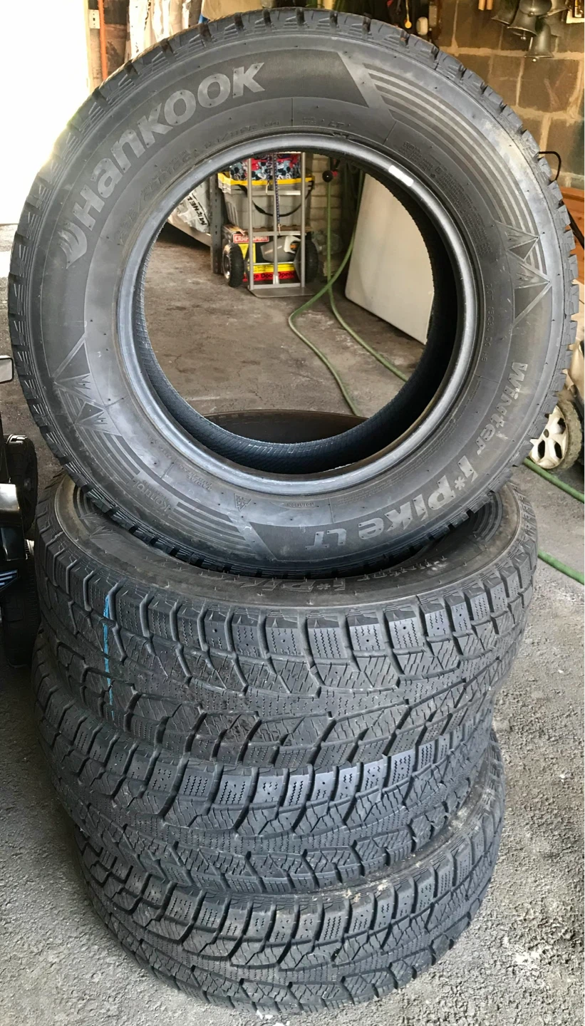 Set of 4 Hankook Winter Tires