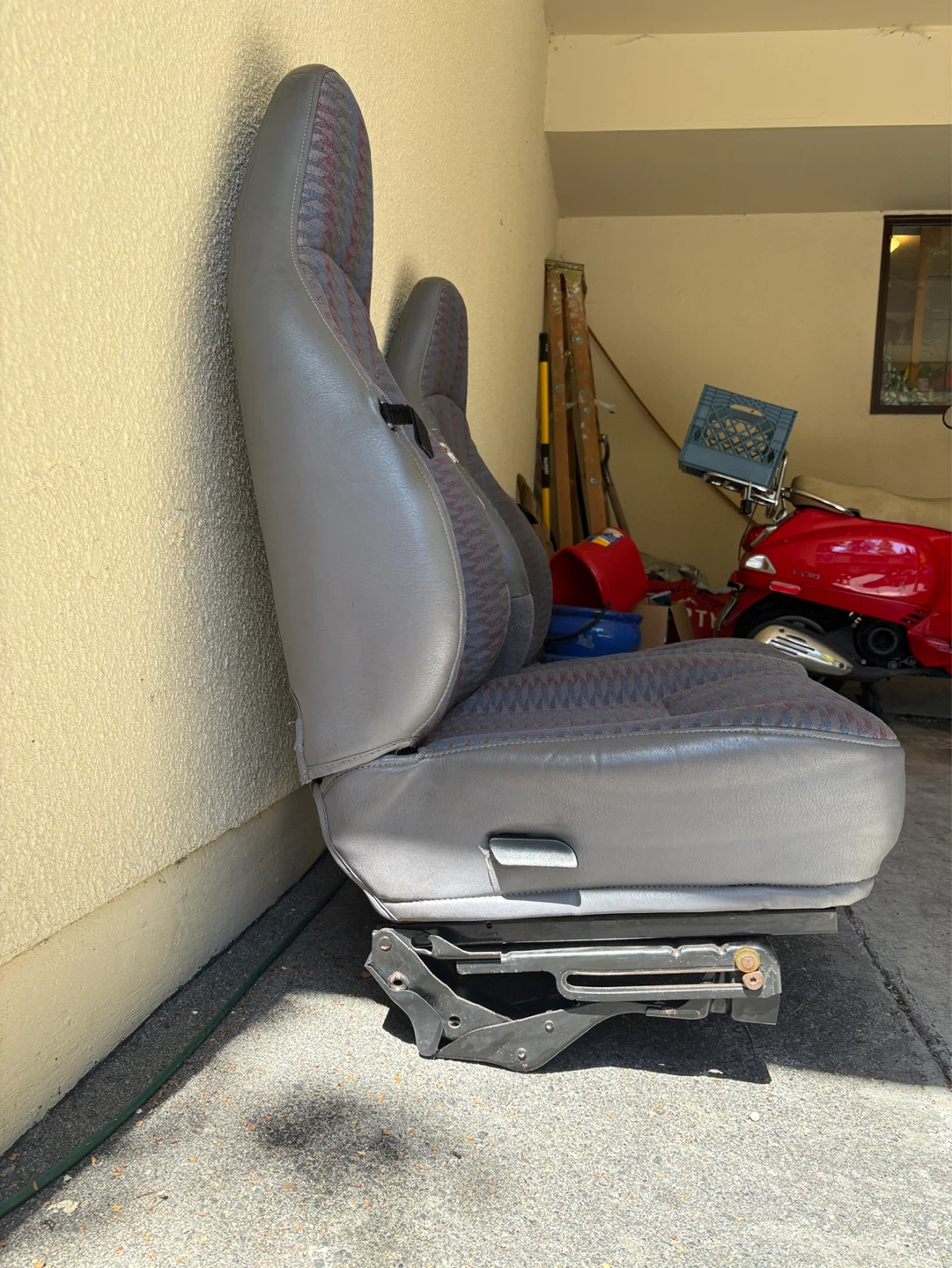 Jeep Wrangler TJ 1998 Pair of Grey Fabric Car Seats - photo 3
