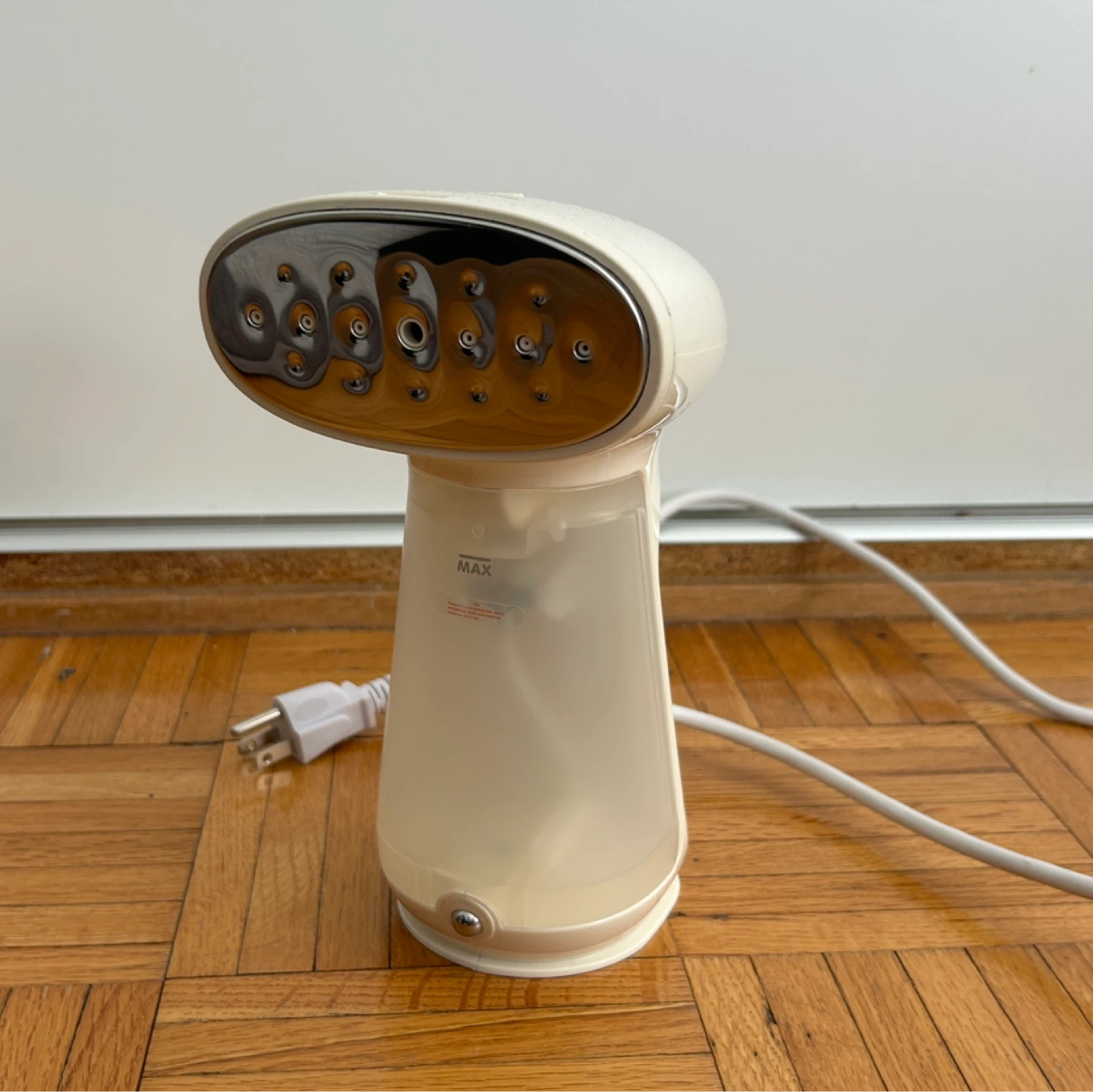 Bear clothing steamer