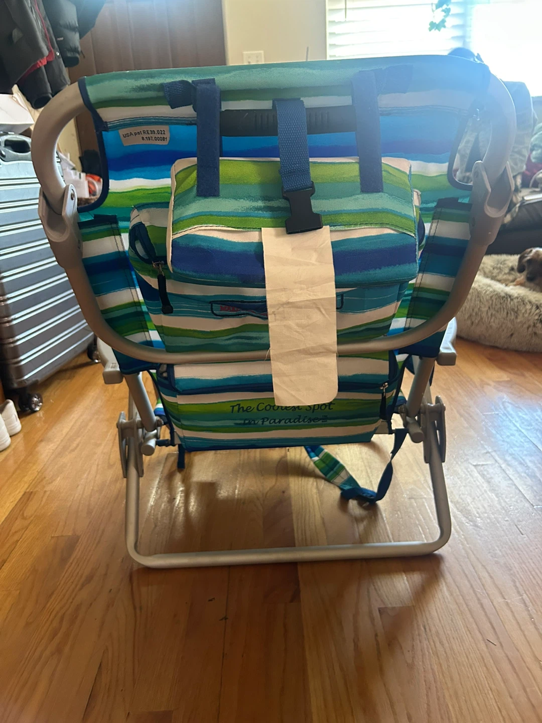 Tommy Bahama recliner Beach Chair with cooler - photo 2
