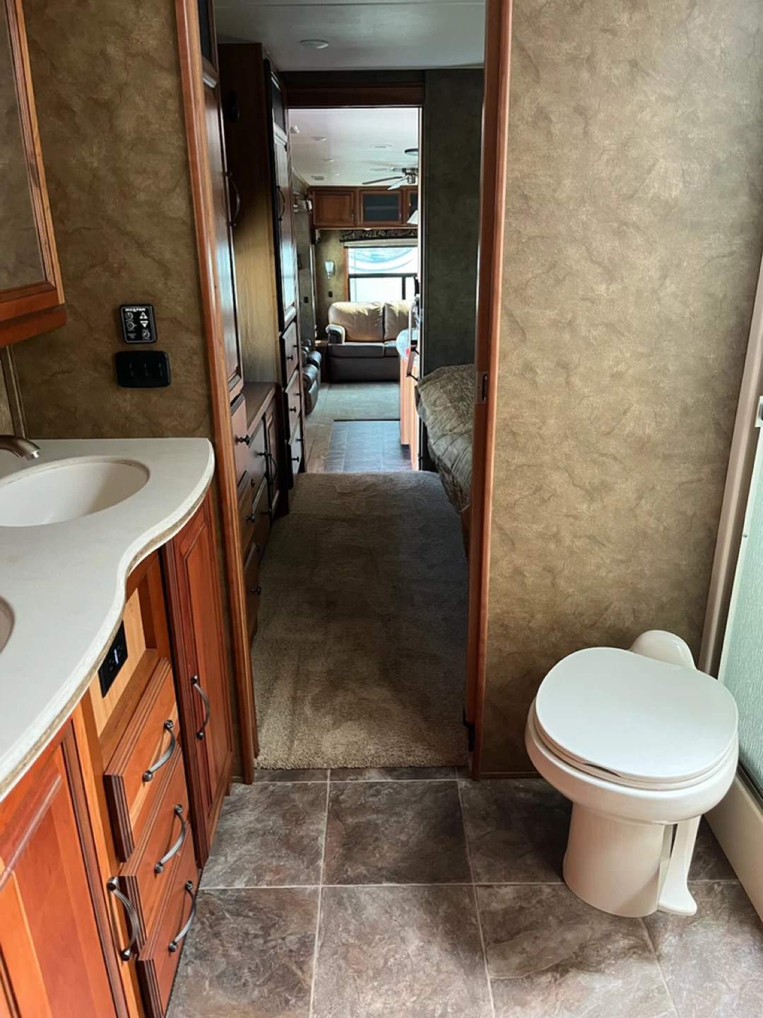 Redwood Fifth Wheel loaded 2015 - photo 4