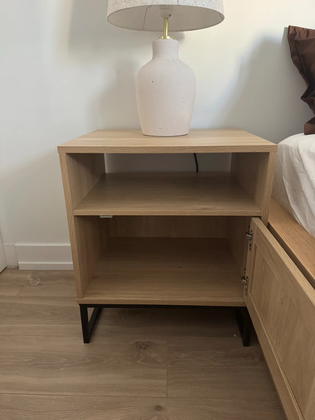 Set of 2 - Wooden Nightstand with Cabinet - photo 2