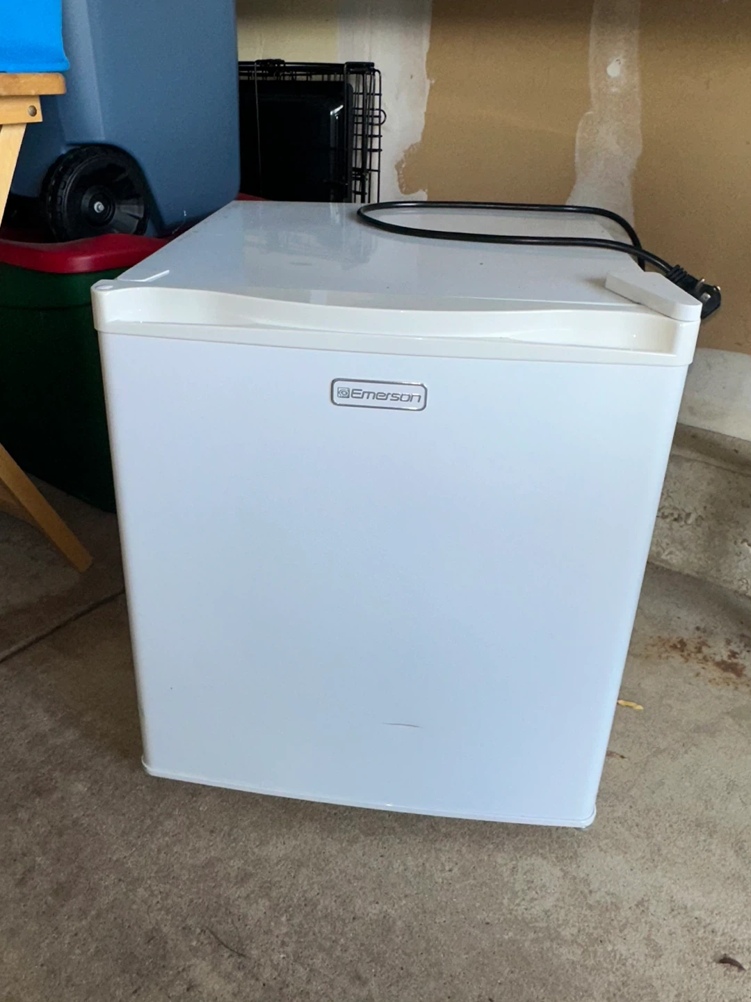 Emerson Mini Fridge