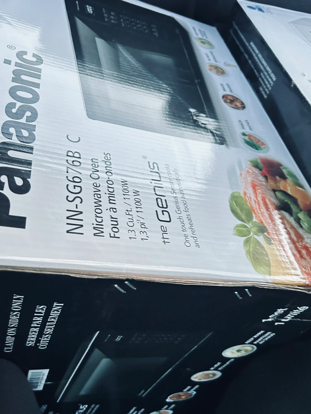 Panasonic NN-SG676B Microwave Oven - photo 2