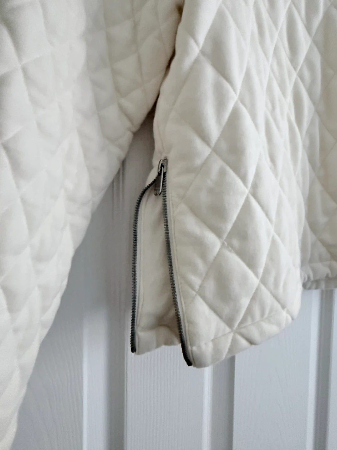 Athleta Quilted Crewneck Sweatshirt - Cream - Size S - photo 4