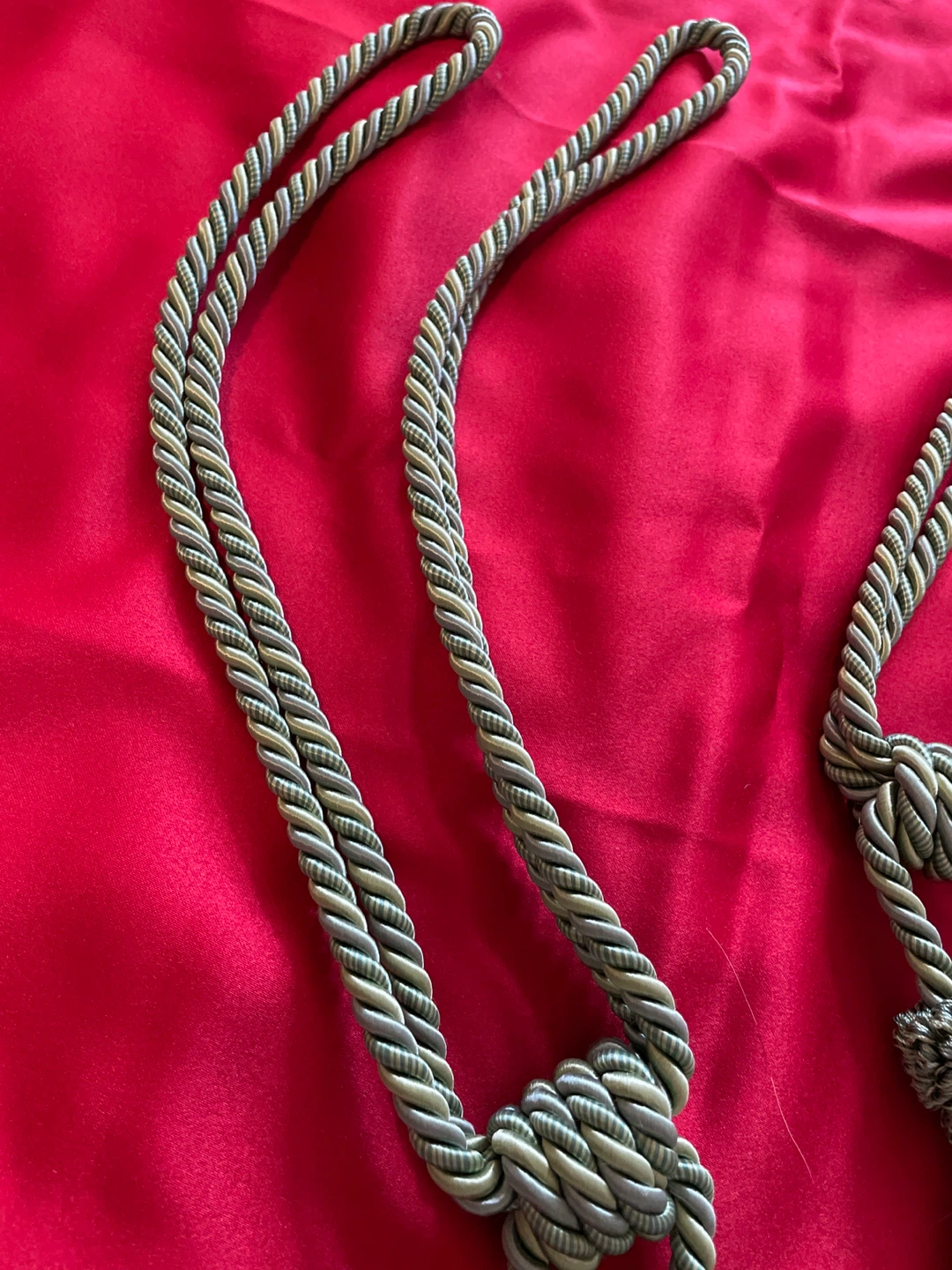Set of 2 Green and Silver Tassels for Curtains - photo 3