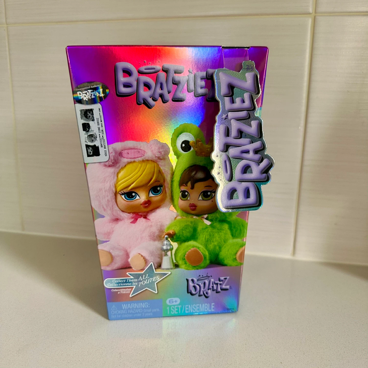 Bratziez Iconz Series Plush Keychain Blind Box (Angel Cloe)