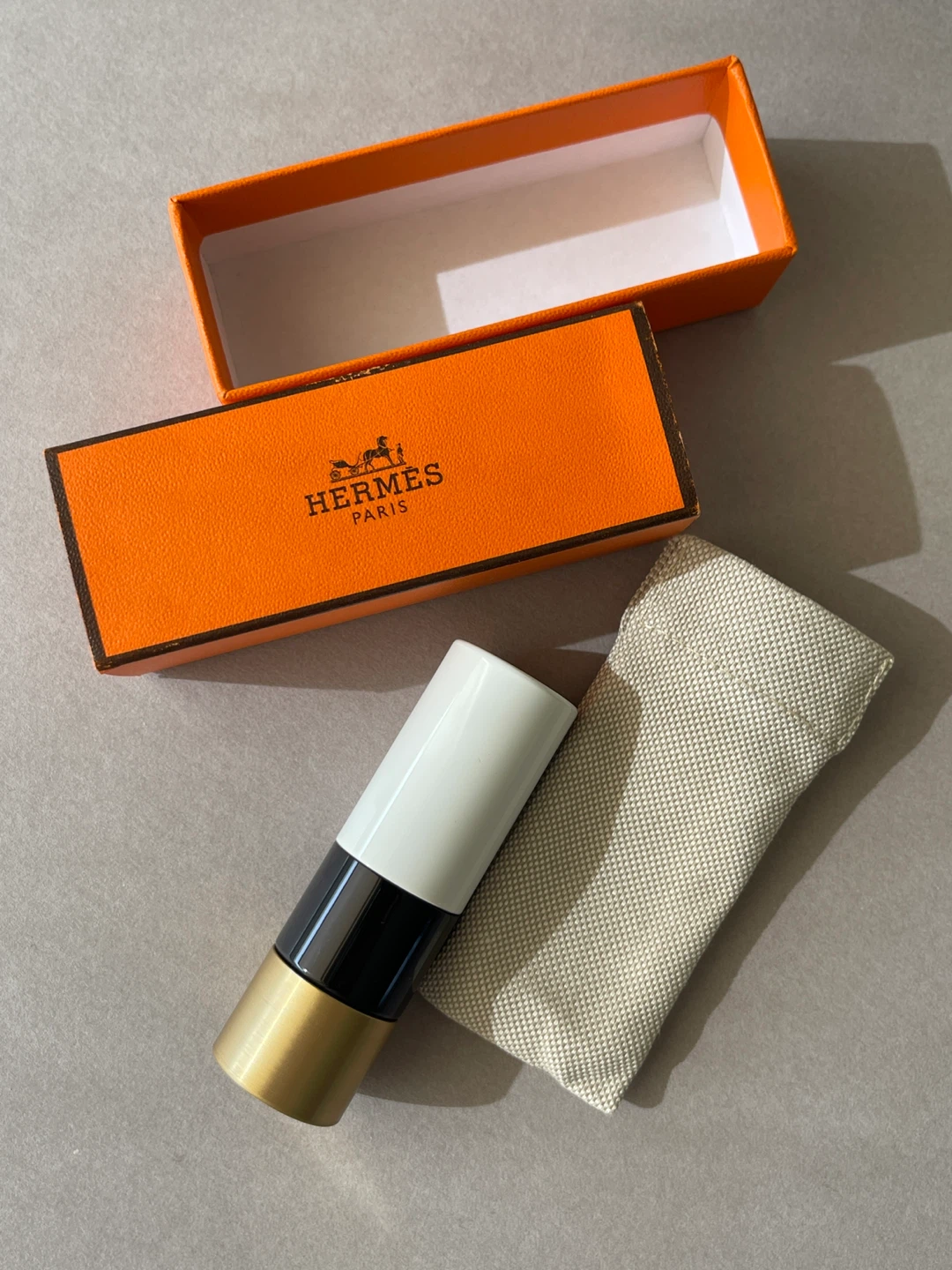 Hermès Rouge Hermès Satin Lipstick - Rose Encens 18