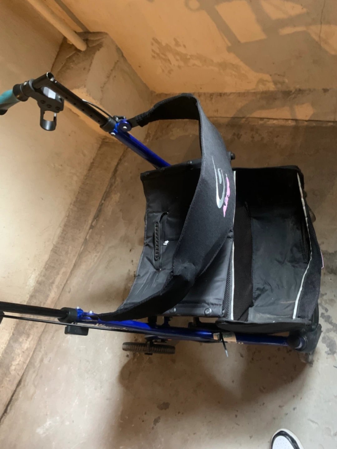 Drive Medical Excursion X20 Rolling Walker - photo 3