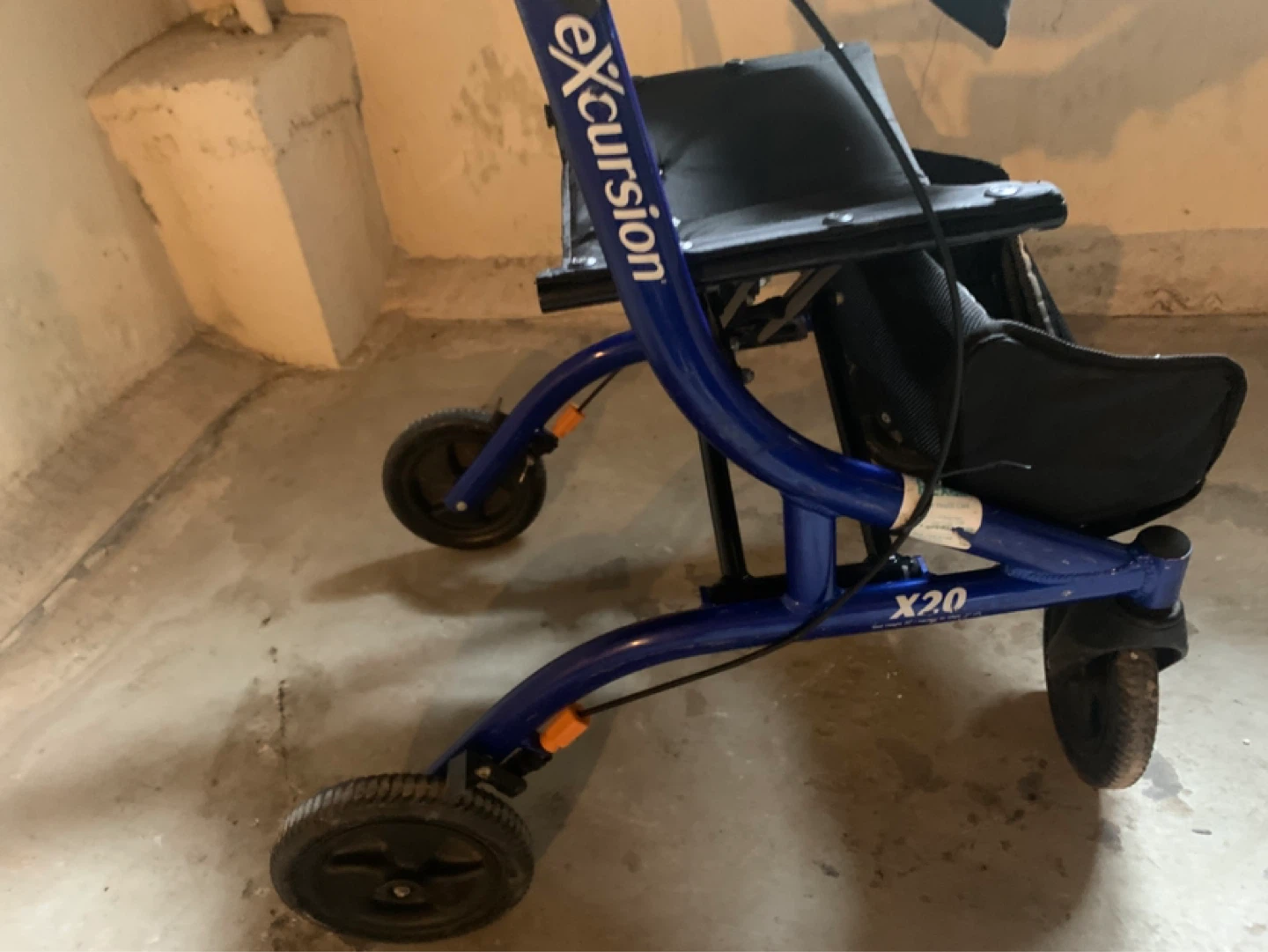 Drive Medical Excursion X20 Rolling Walker - photo 2