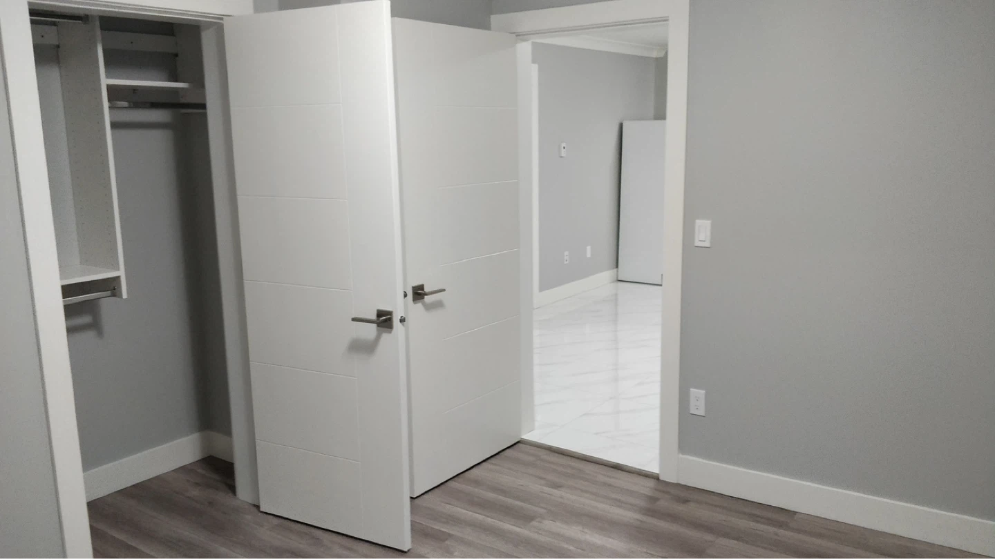 2 BR Basement Suite Rental - June 1st - photo 4