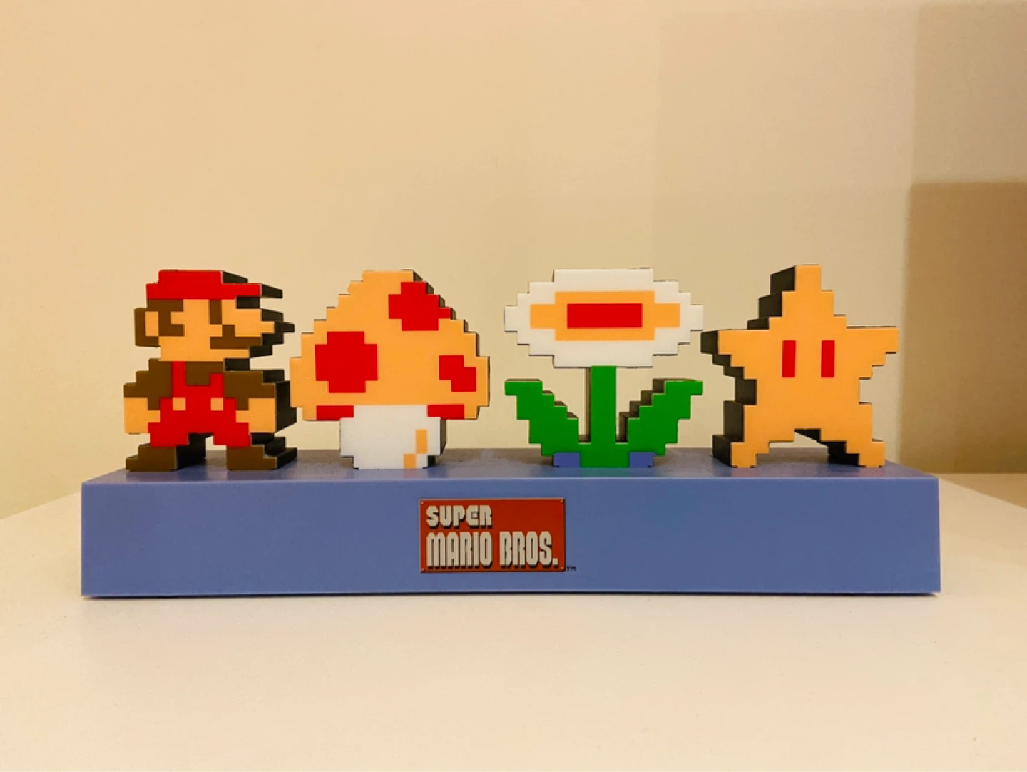 Super Mario Bros. Pixel Art Decor Lamp - photo 2