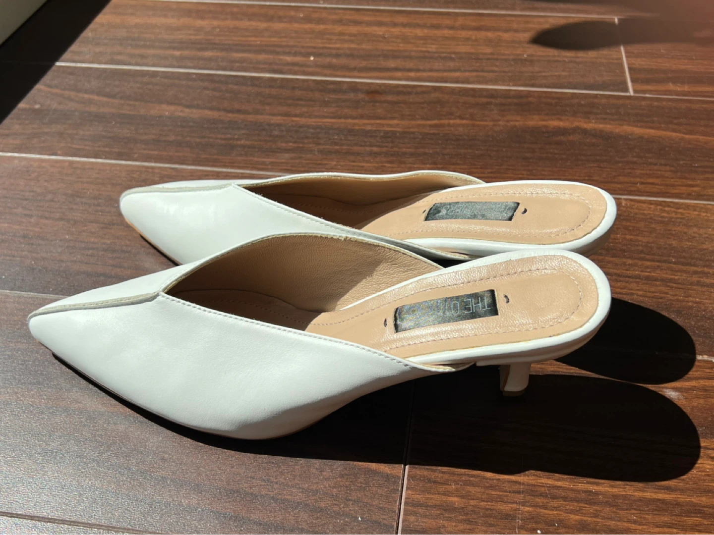 THE OTHERS White Pointed Toe Mules Size 8.5-9 US