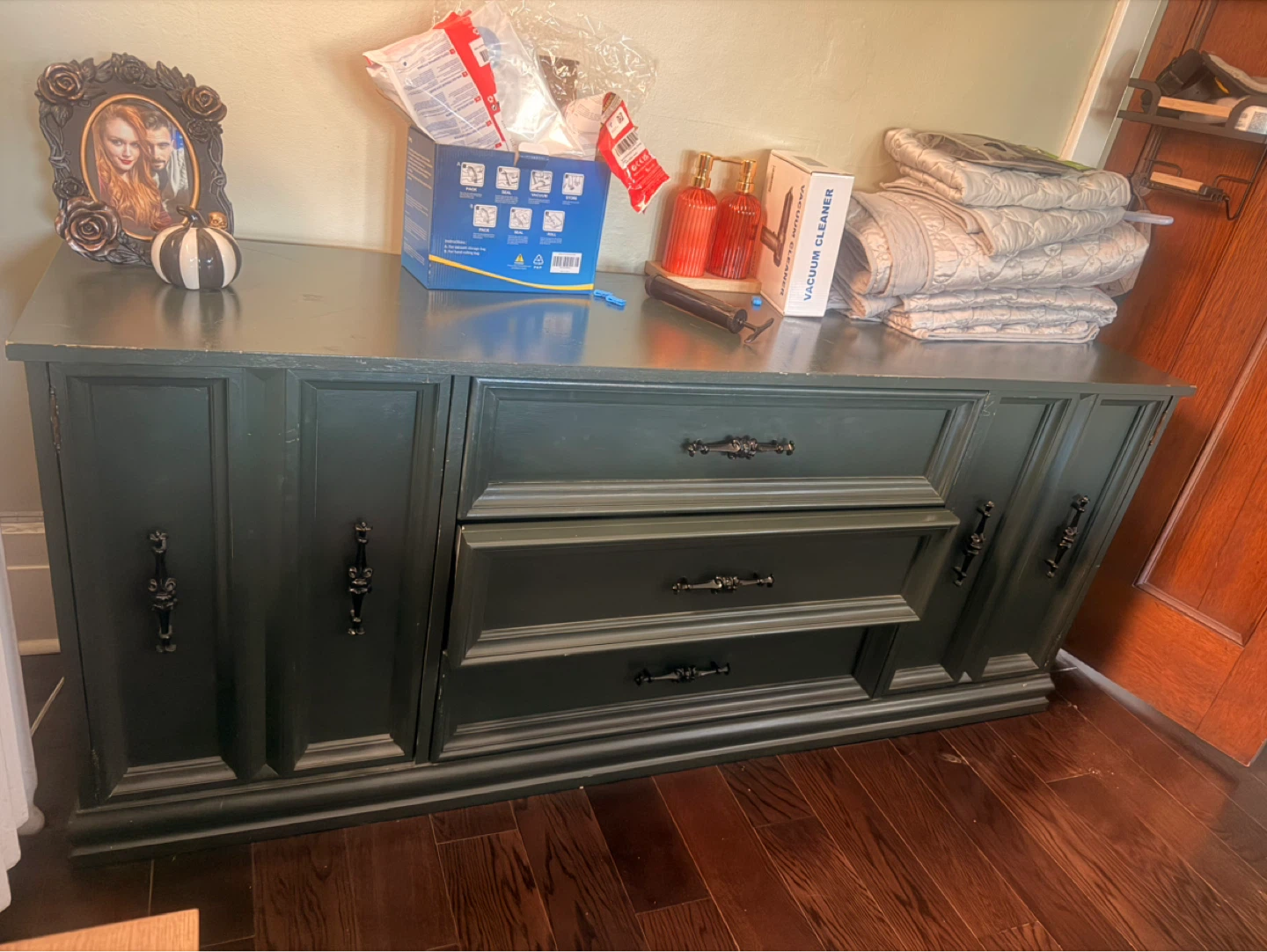 Dark Green Dresser - photo 3
