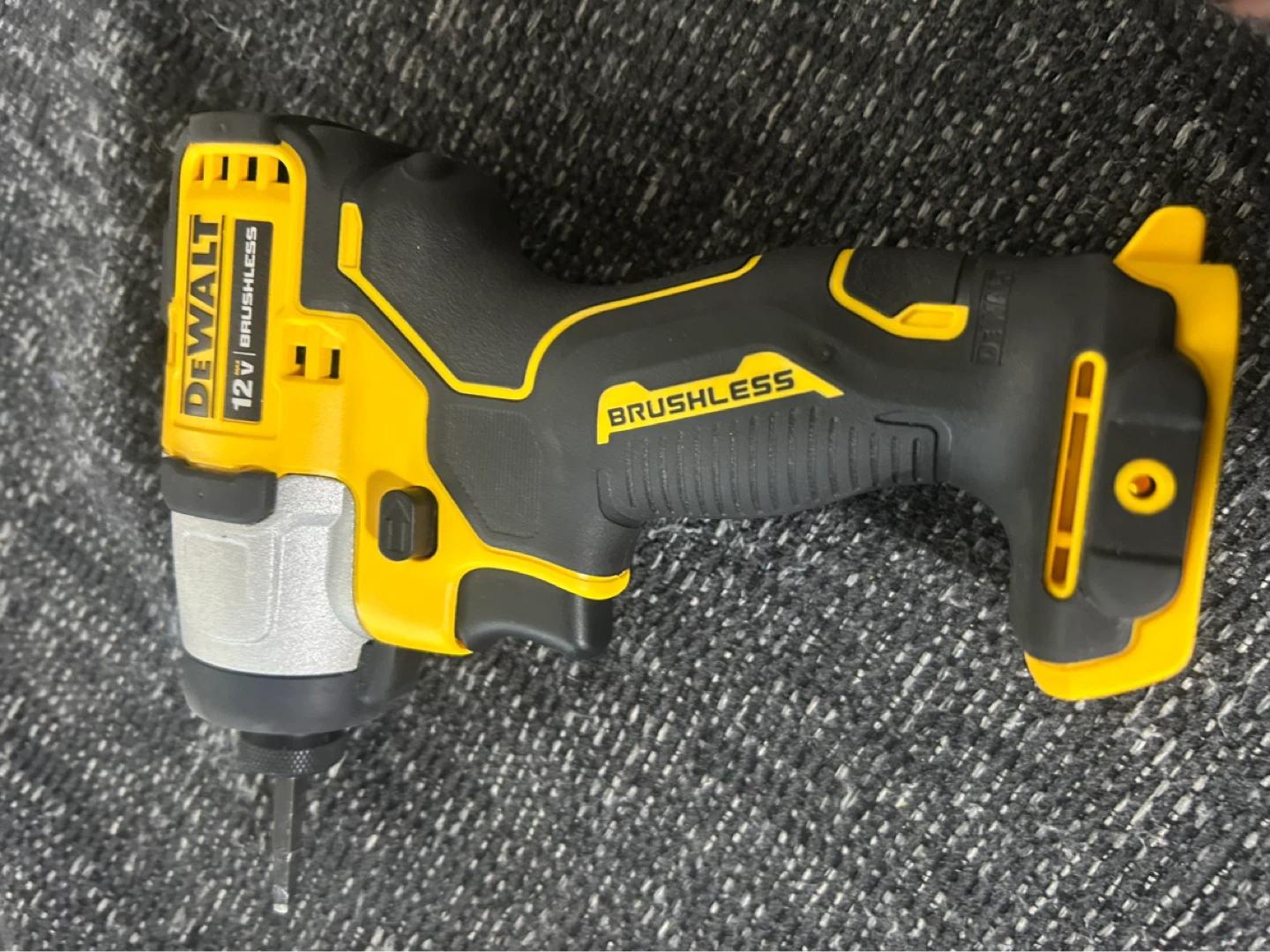 DEWALT 12V XTREME Sub-Compact Impact Driver with Bag
