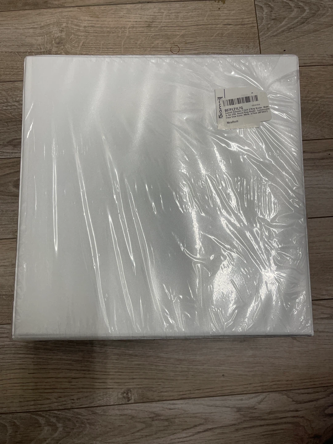 Newhere 3 Ring Binder