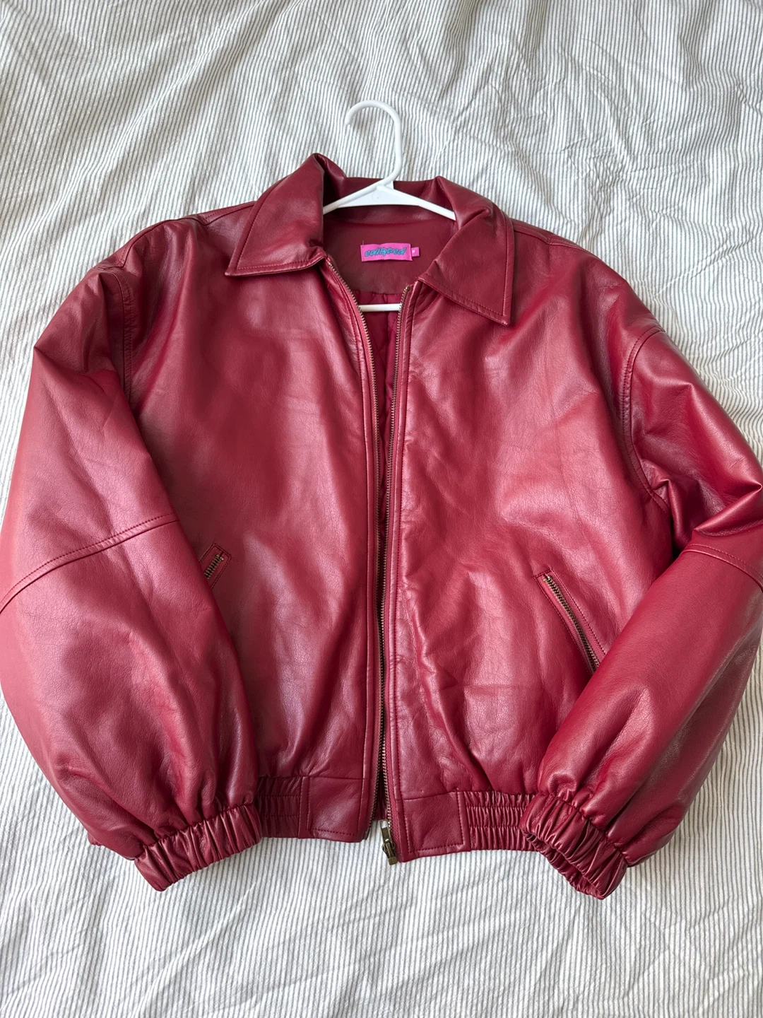 Edikted Red Faux Leather Zip-Up Jacket – Cropped Vintage Style