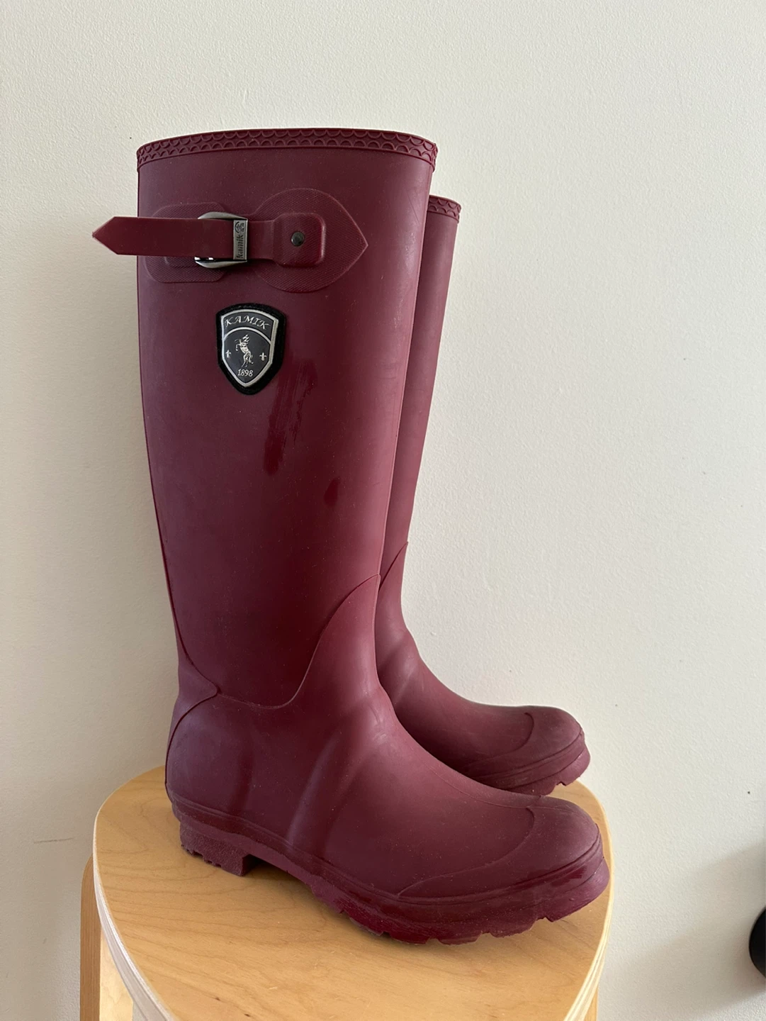 Women’s Tall Rain Boots - Size 9 - photo 2