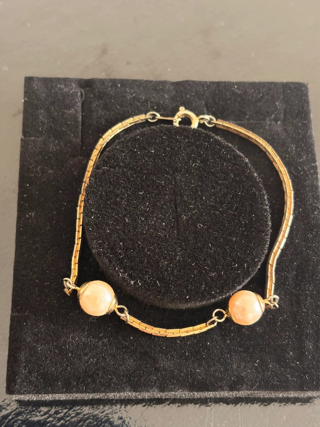 Gold Tone Bracelet with Peach Pearls - photo 2