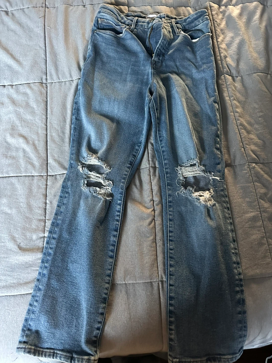 Good American Distressed Flare Jeans Size 6/28