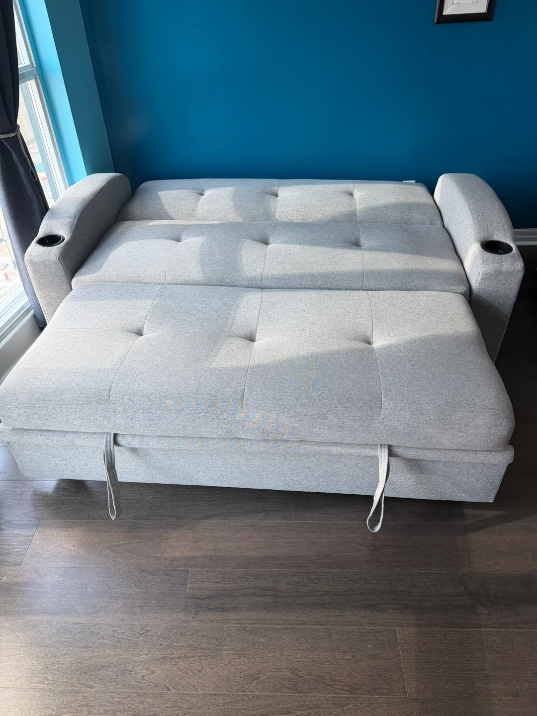 🌱 Light Grey Sofa Bed with Cup Holders in excellent condition - photo 3