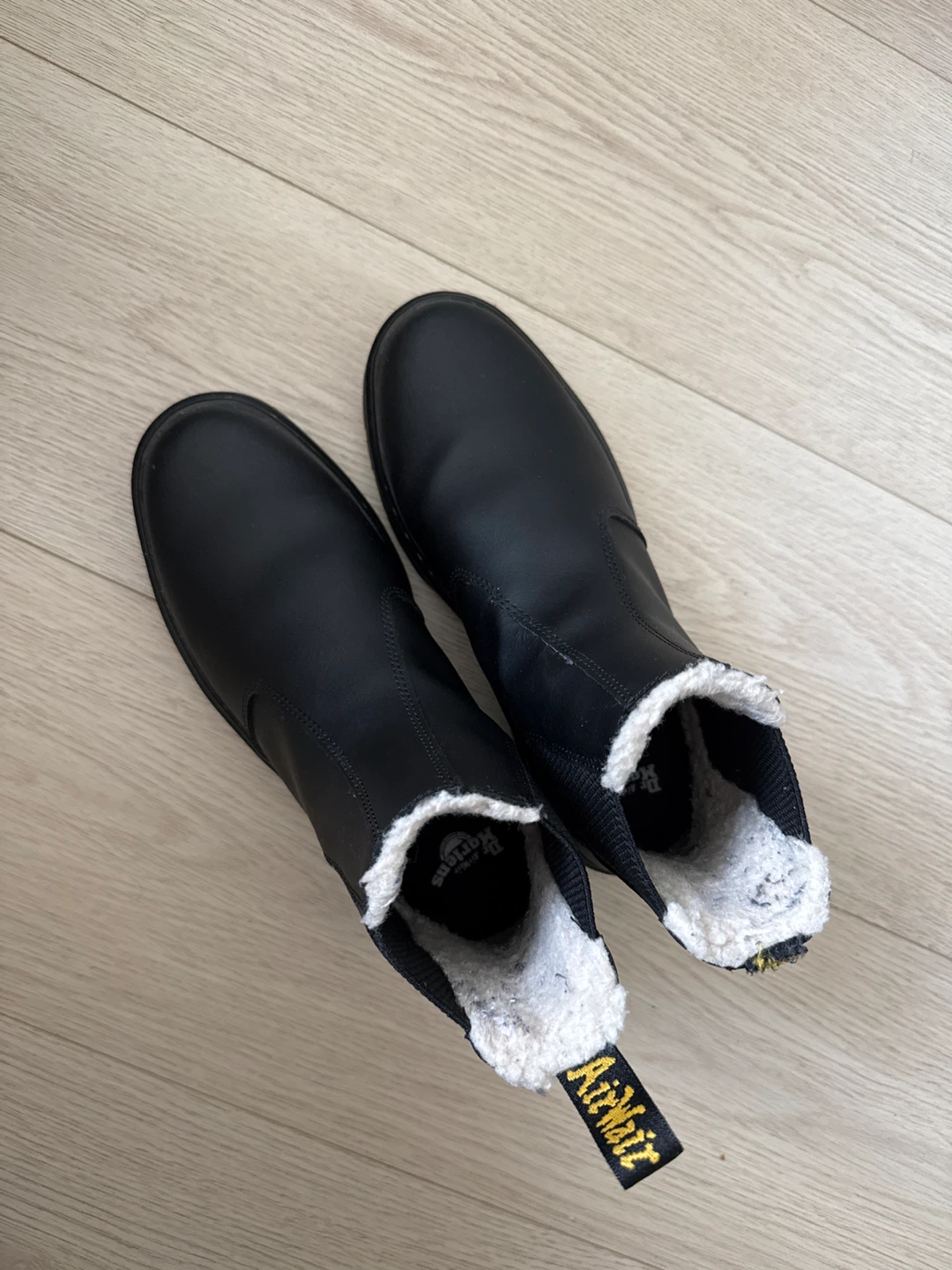 Dr. Martens Chelsea Boots - Black, Lined