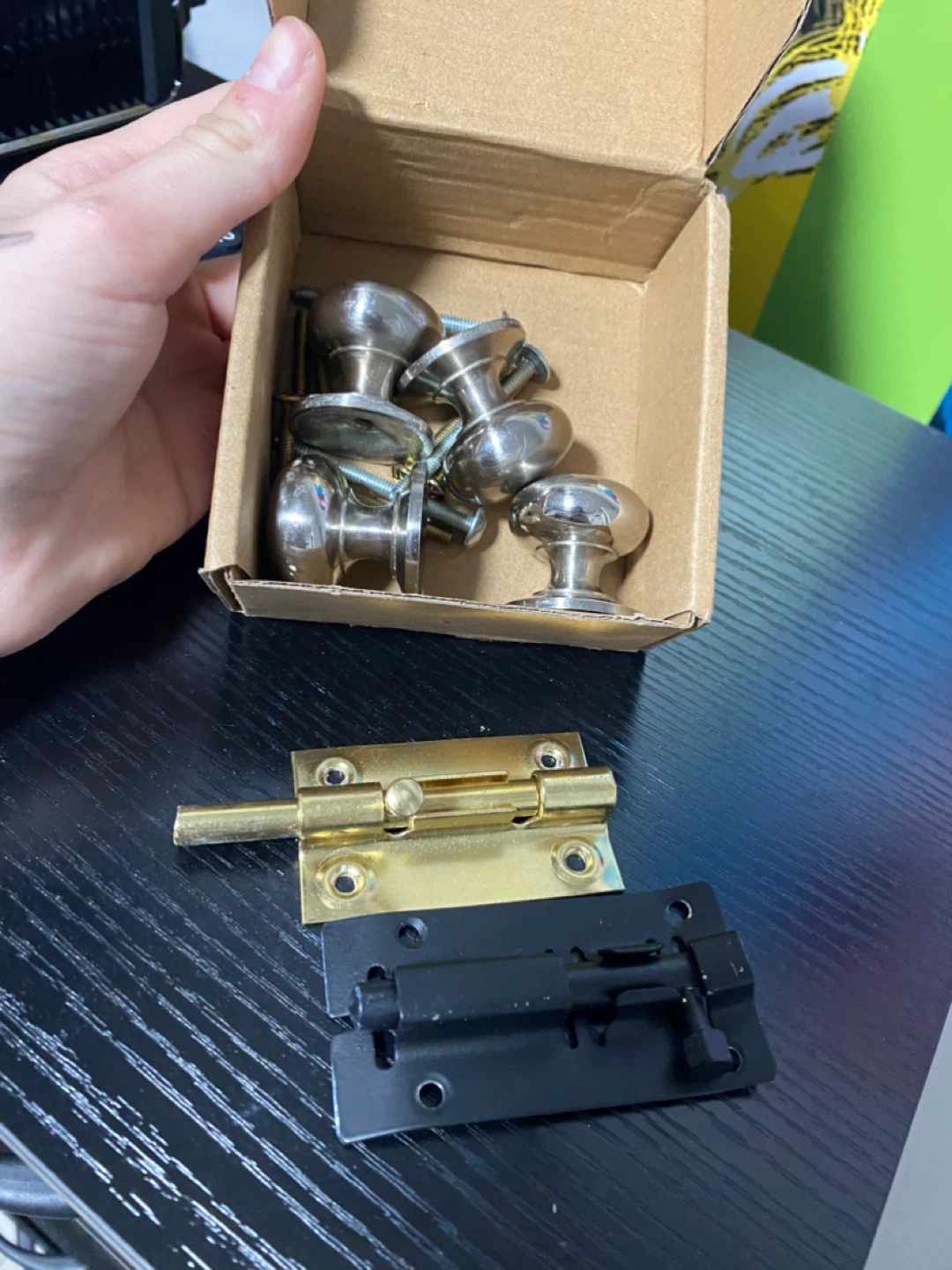 Hardware & Screws