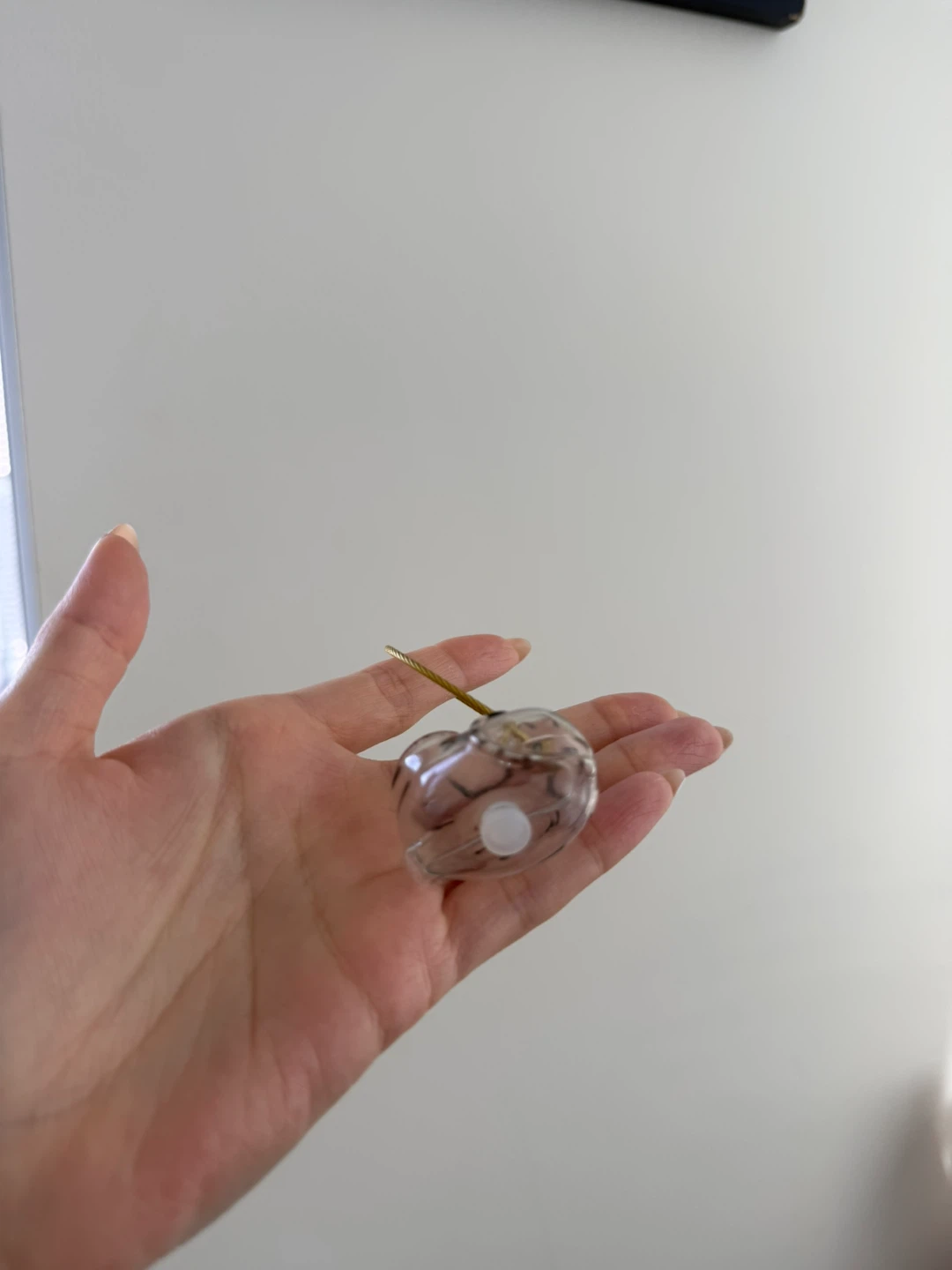 Cat Hair Collecting Keychain - photo 2