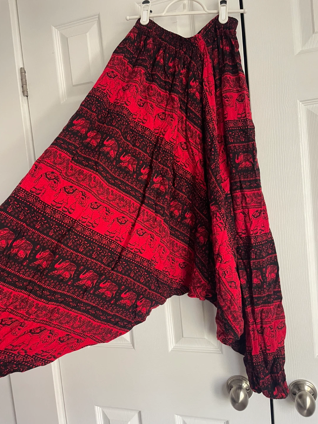 Red & Black Elephant Print Harem Pants - photo 2