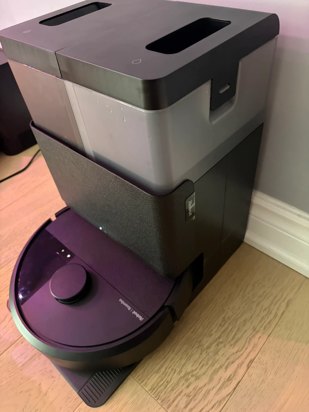 Roomba Combo Robot Vacuum + AutoWash Dock (iRobot) - photo 4