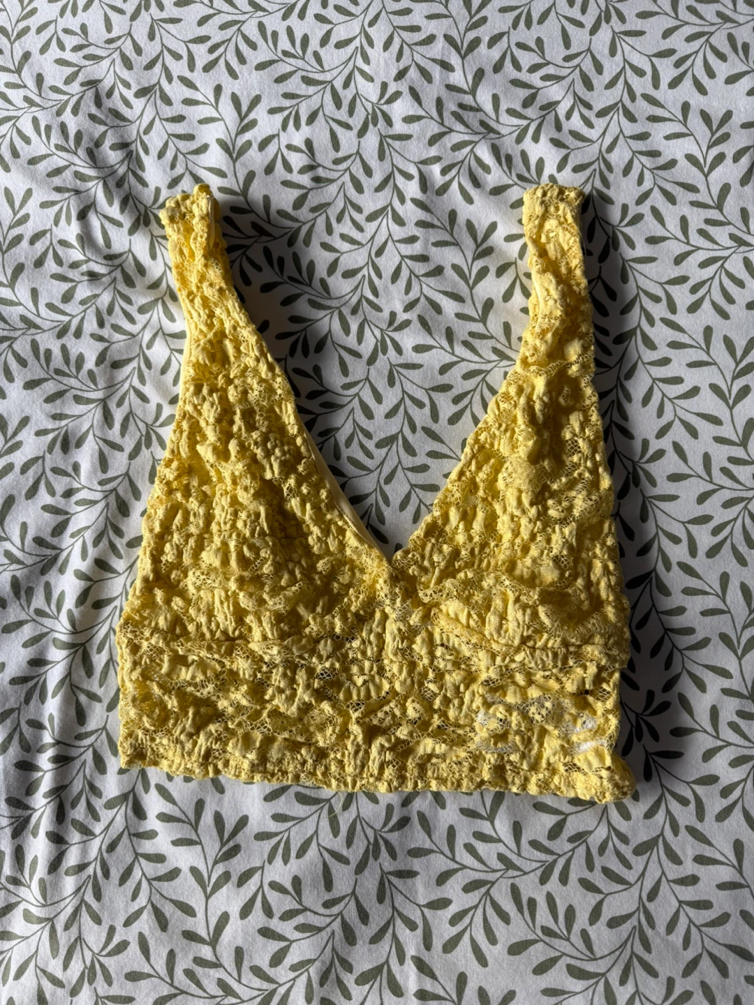 Urban Outfitters Yellow Lace Bralette | Size Small - photo 3