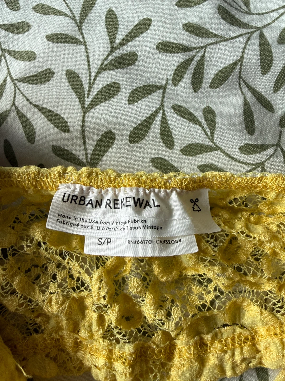 Urban Outfitters Yellow Lace Bralette | Size Small - photo 5