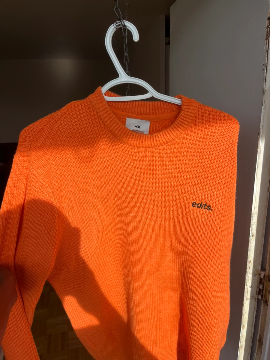 Grey Tommy Hilfiger Crewneck Sweater amd H&M knit sweater - photo 2