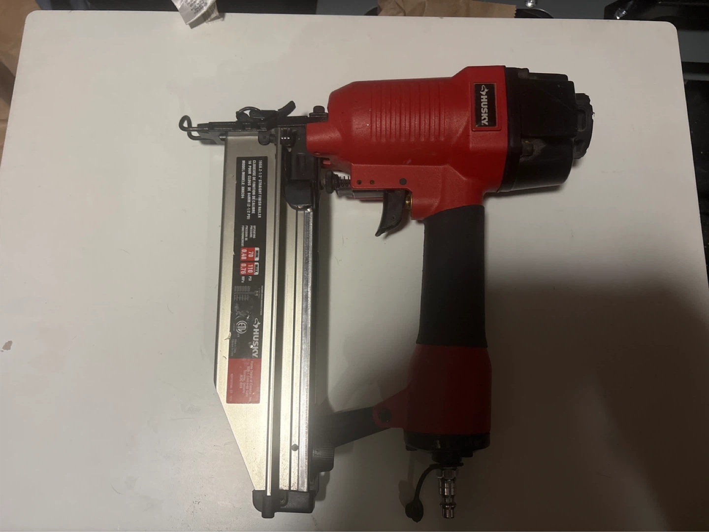 Husky 16GA 2-1/2" Straight Finish Nailer - photo 2