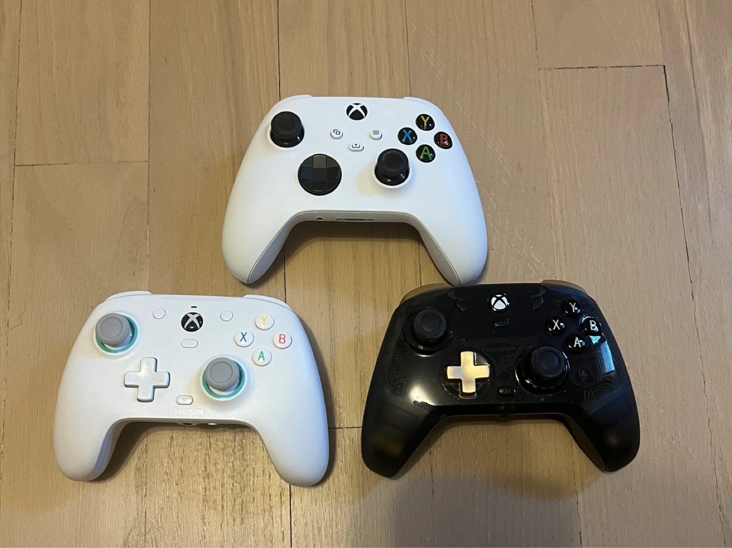 3 controllers