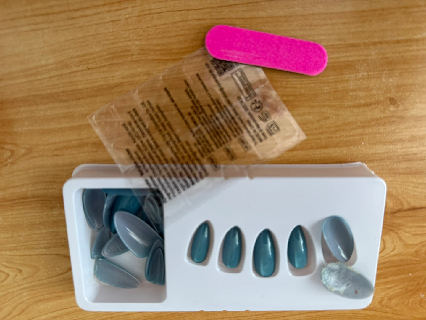 Press-on Nails Bundle - photo 5