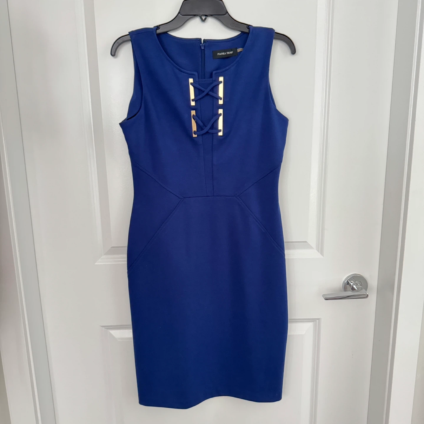 Ivanka Trump Blue Sleeveless Sheath Dress Size 8