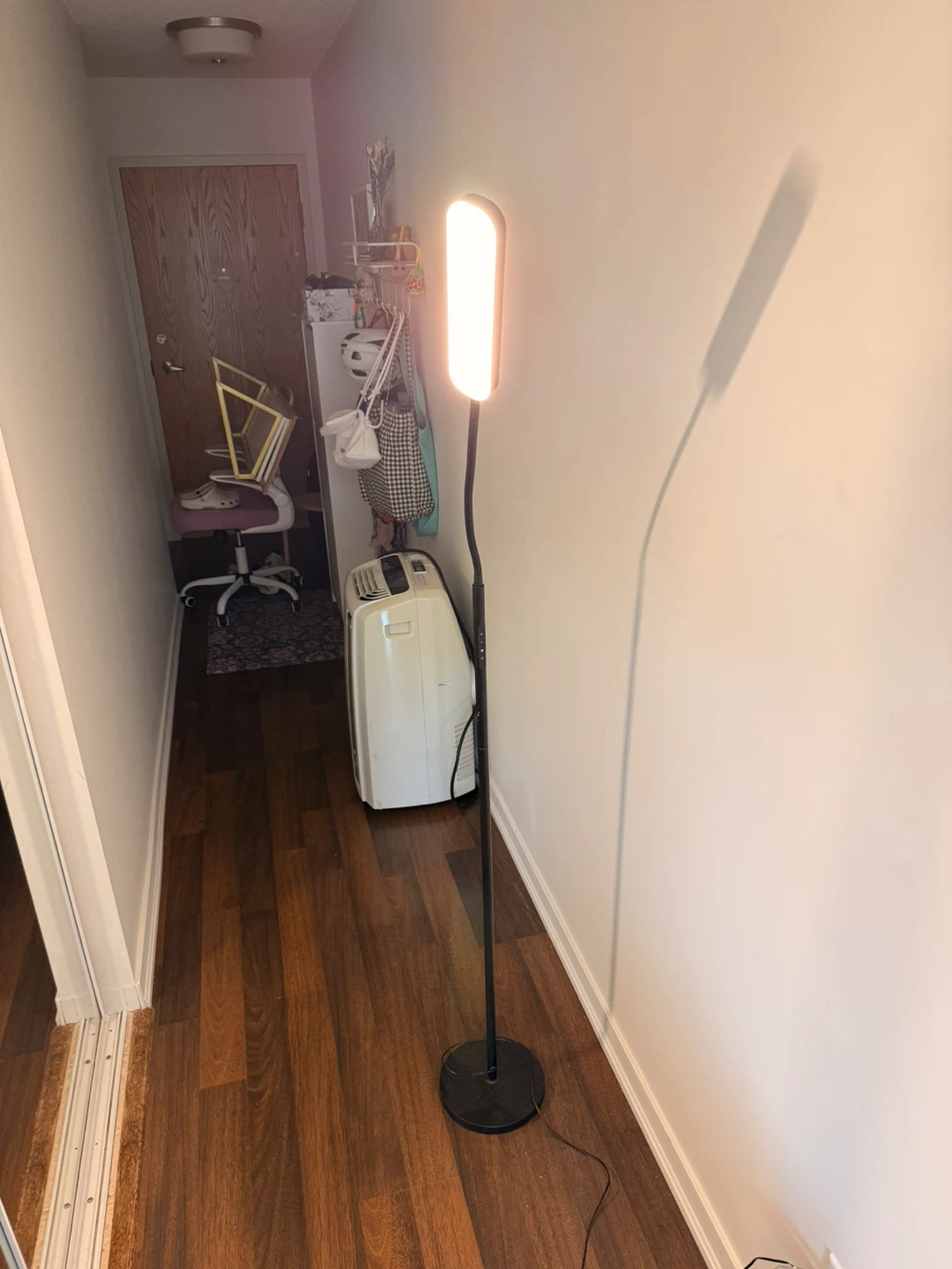 OUTON LED Floor Lamp