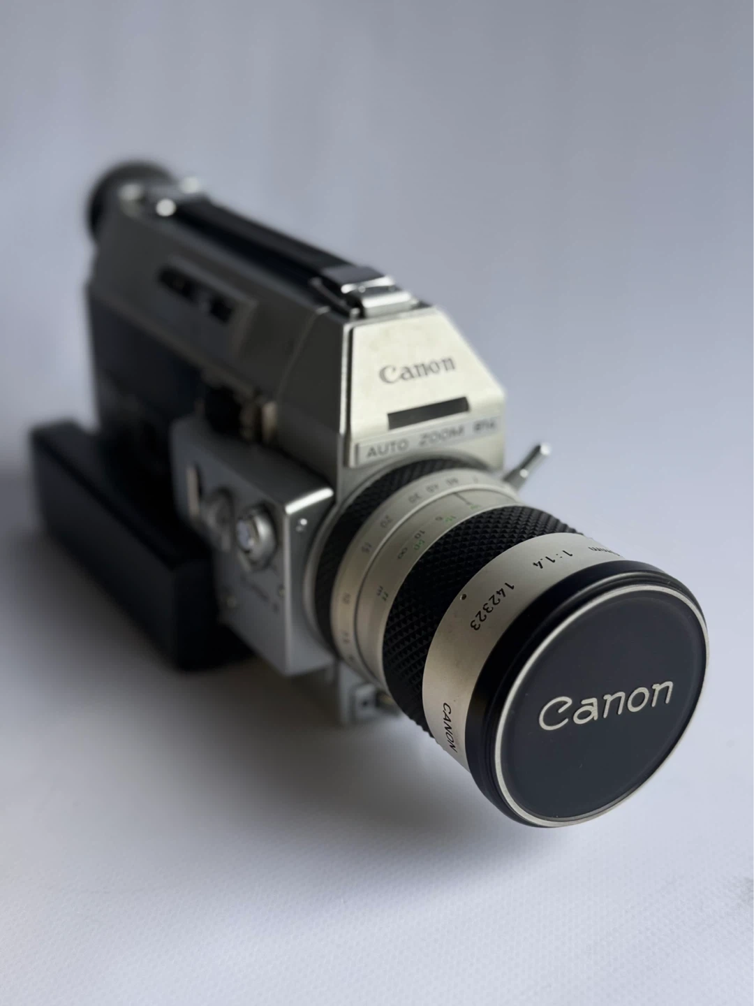 Canon Auto Zoom 814 Super 8 Film Camera - photo 5