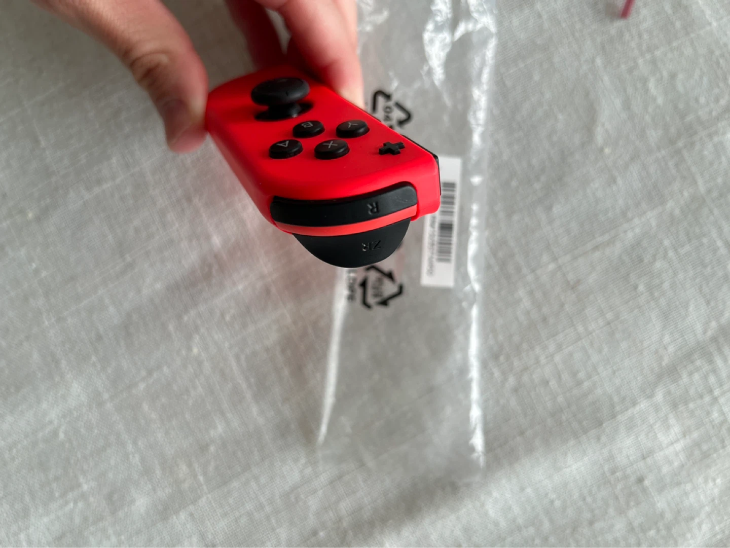 Nintendo Switch Joy-Con (Red) - photo 3