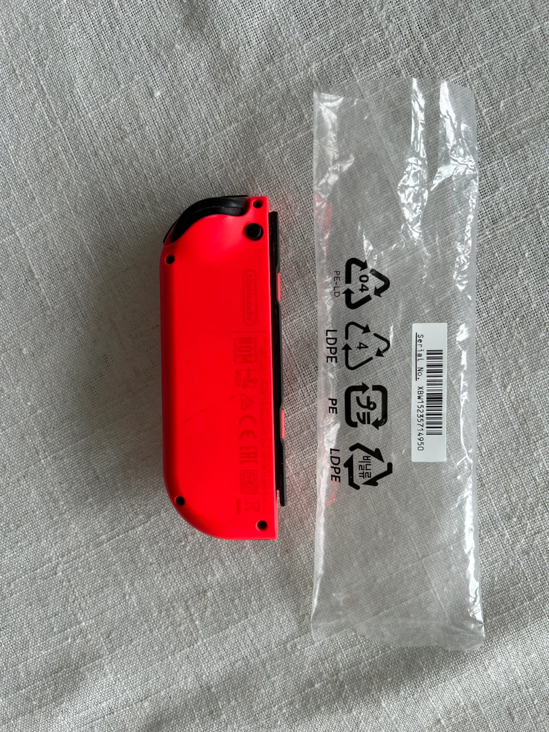 Nintendo Switch Joy-Con (Red) - photo 2