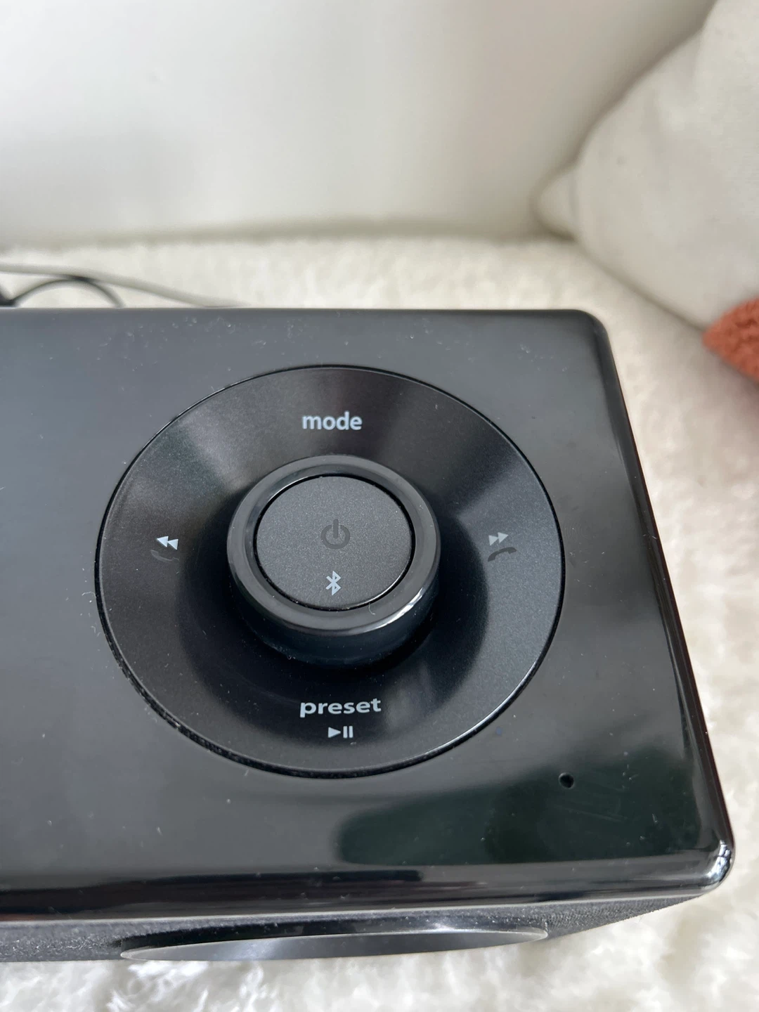 iHome Stereo System with Alarm Clock and Bluetooth - photo 4
