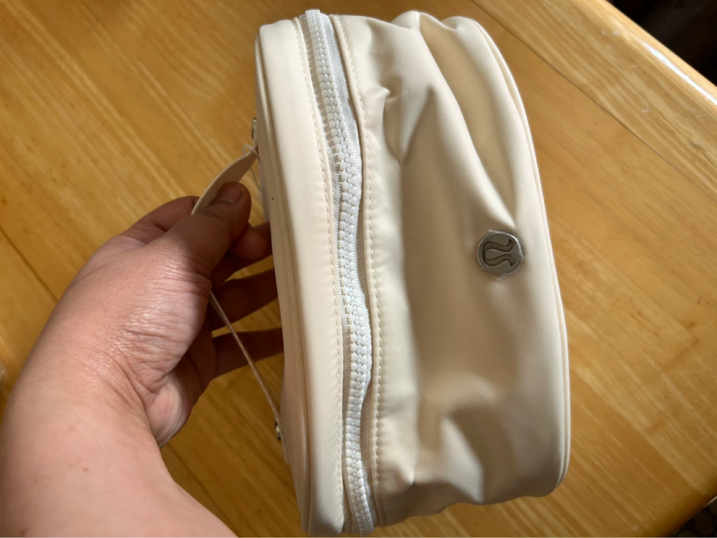 Lululemon Oval Top-Access Kit