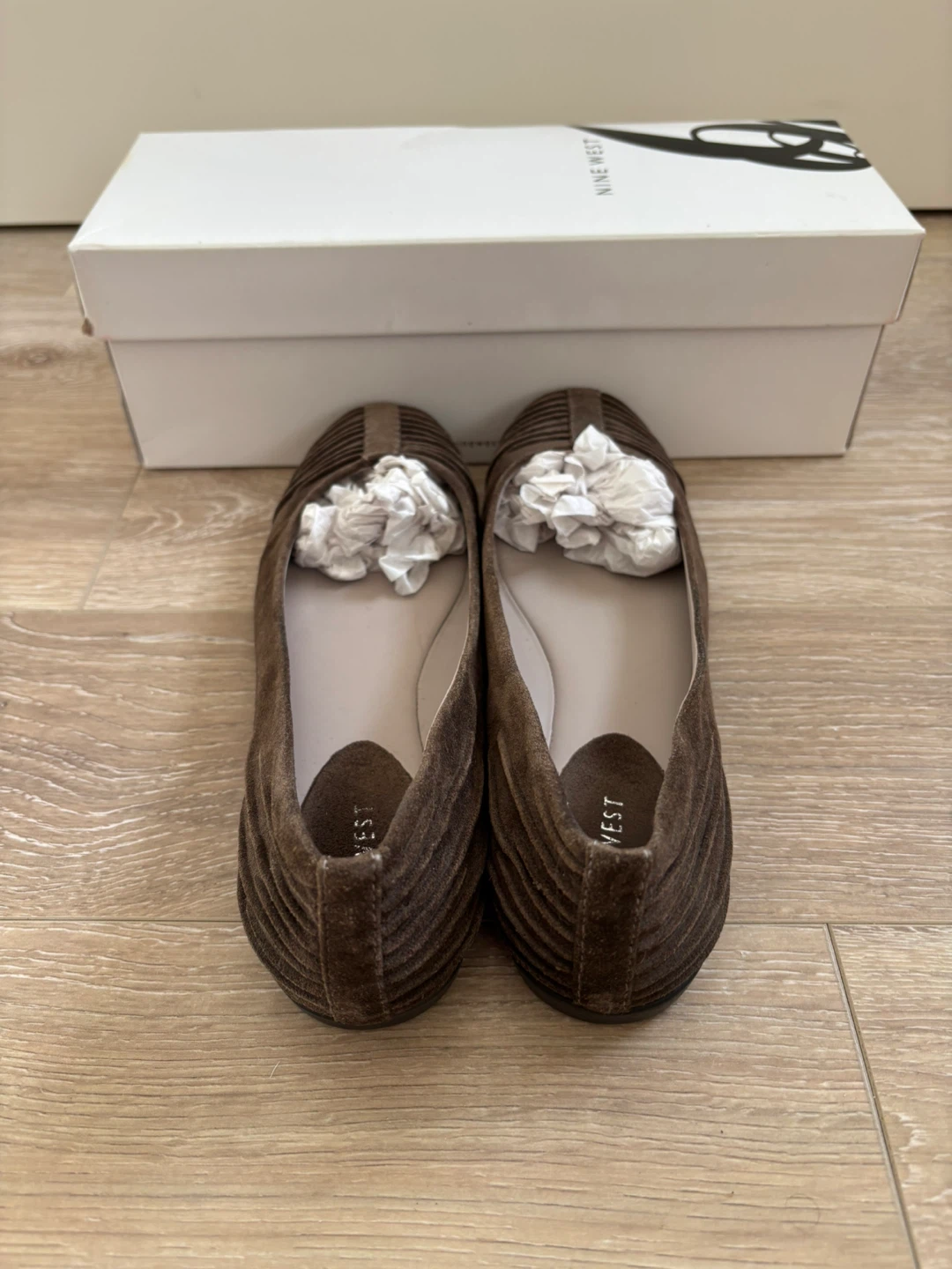 BNWT Nine West Brown REAL Suede Ballet Flats - size 5.5 - photo 5