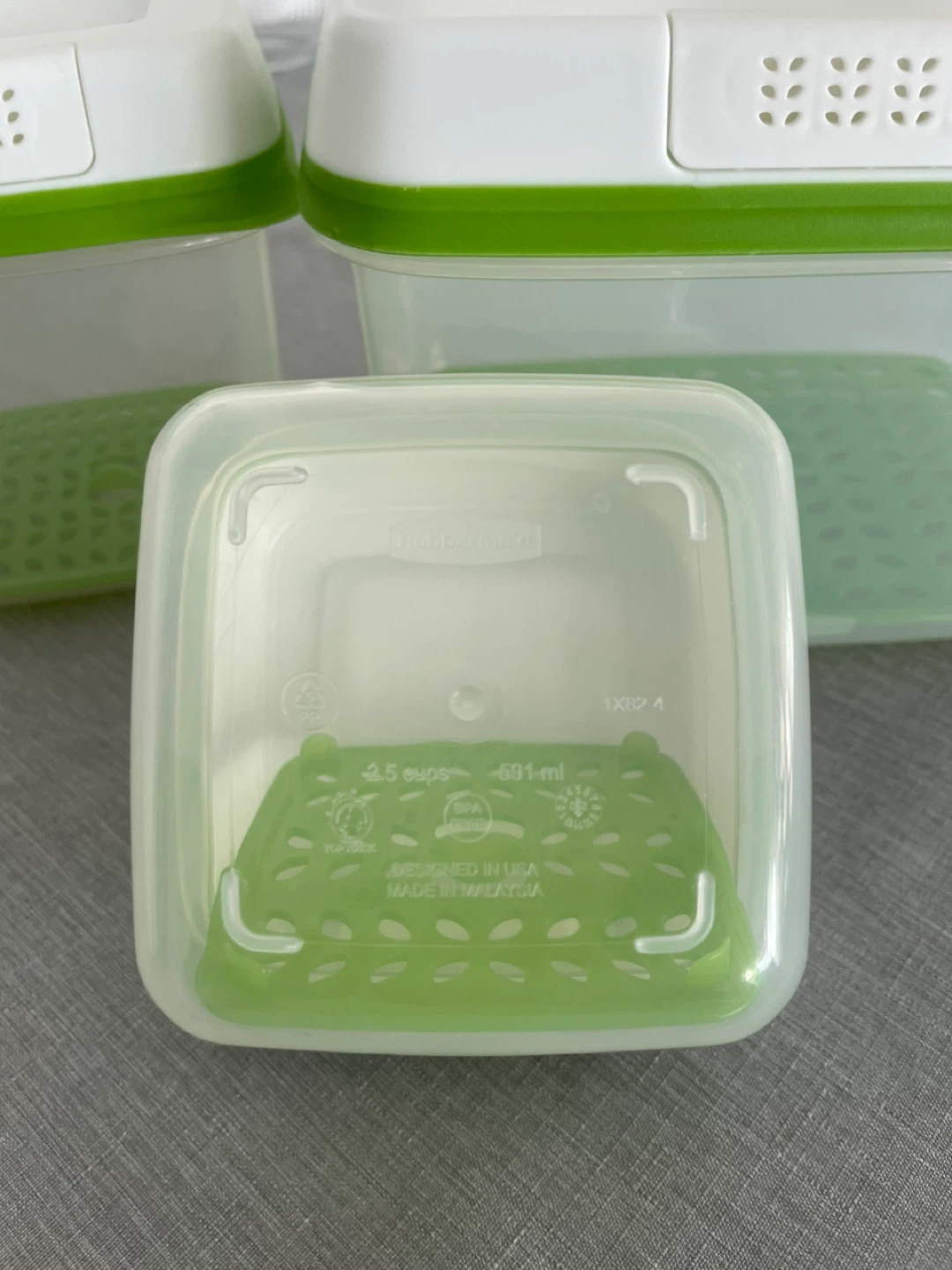 Rubbermaid FreshWorks Produce Saver Containers Set - photo 2