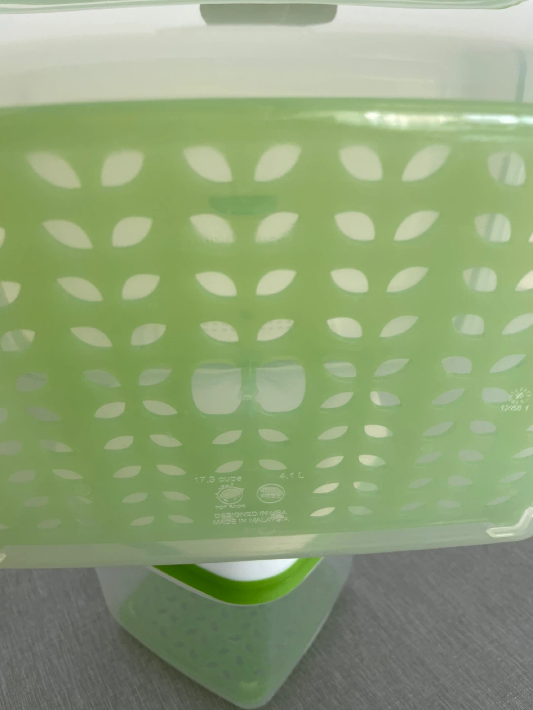 Rubbermaid FreshWorks Produce Saver Containers Set - photo 4