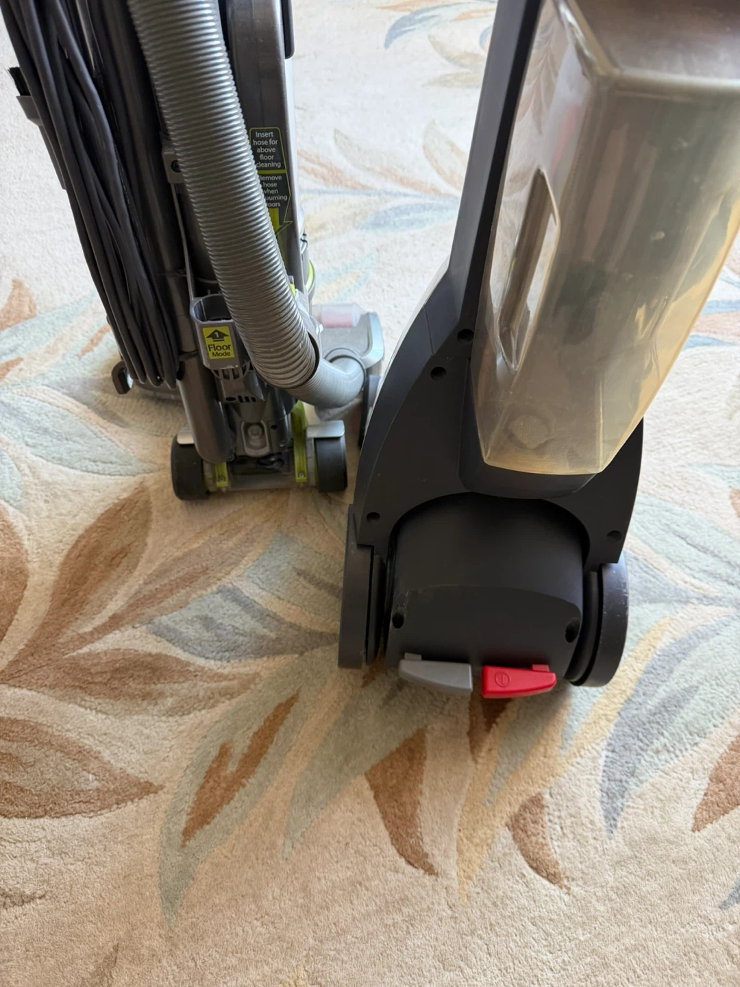 Bissell Wet Vacuum 40N7-C + Hoover UH72409 Dry Vacuum - photo 5