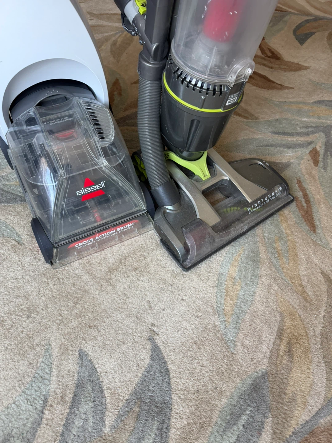 Bissell Wet Vacuum 40N7-C + Hoover UH72409 Dry Vacuum - photo 4