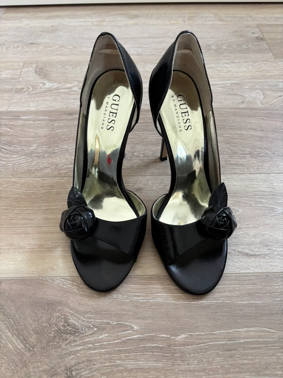 Guess Black Rose Leather Heels - photo 2