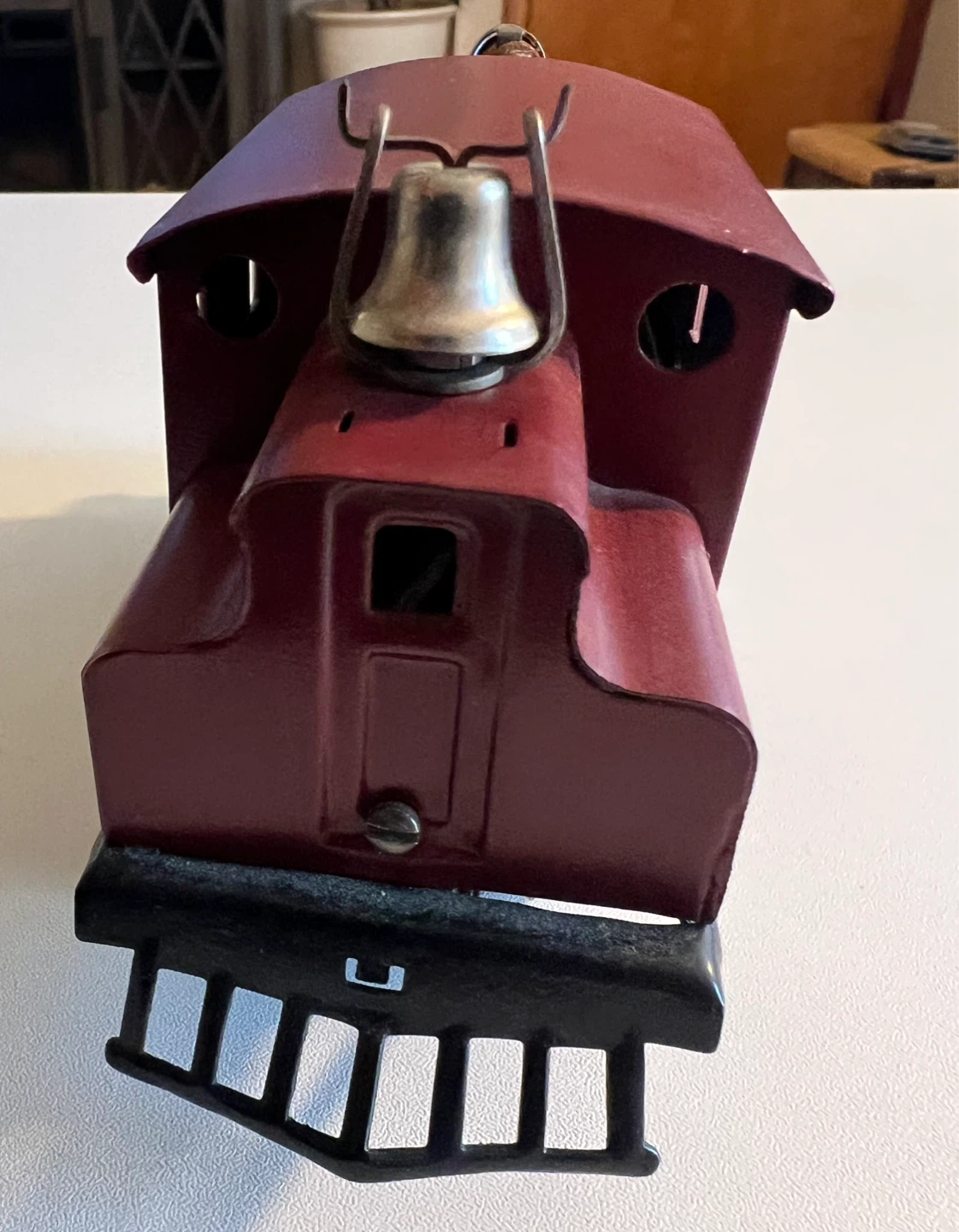 Lionel "New York Central Lines" Tin Train Engine - photo 4